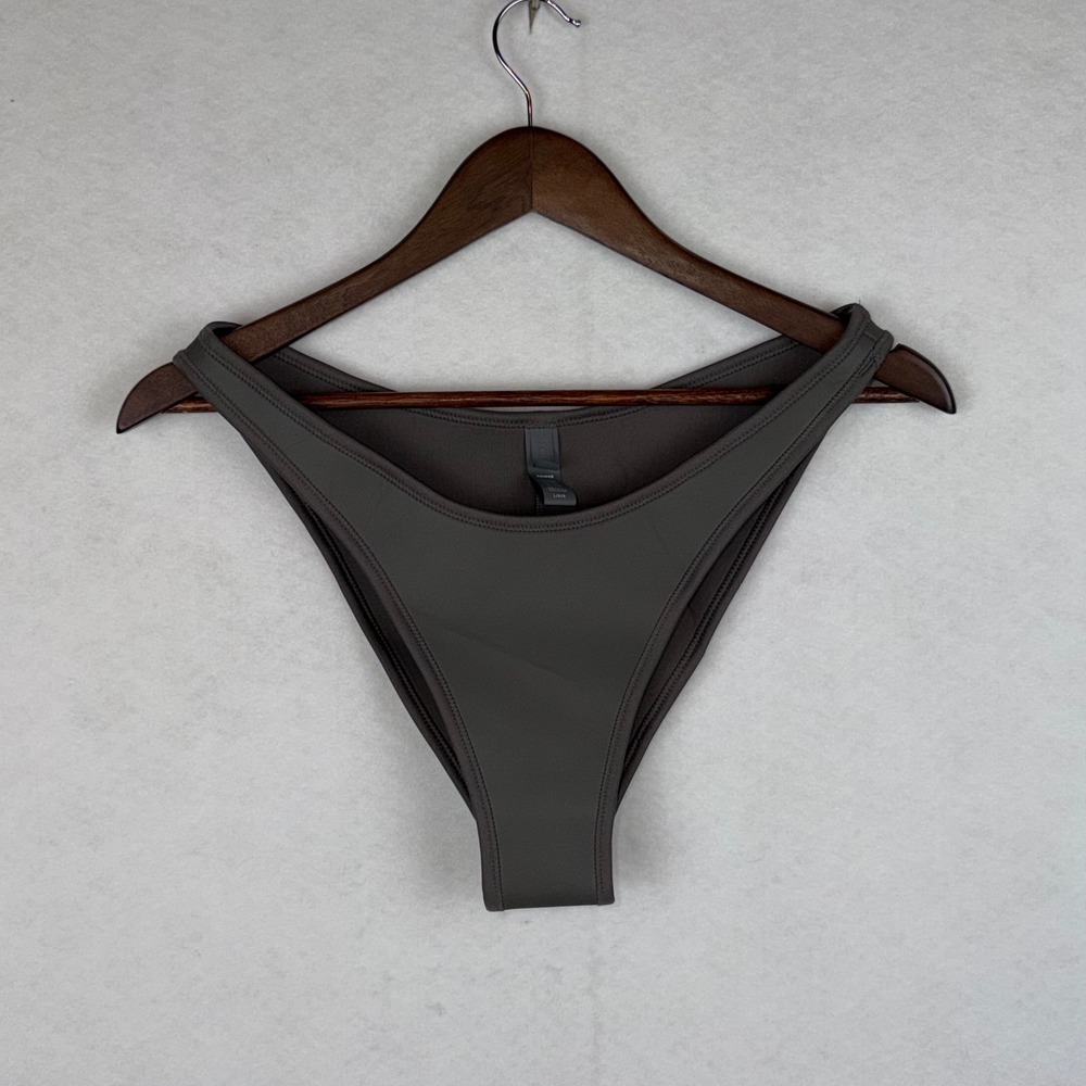SKIMS Rubberized Scuba Swim Tanga Bikini Bottom Large Grey Chalk Cheeky NWOT